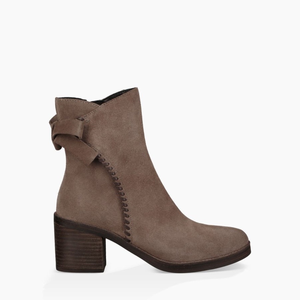 UGG "Fraise" Whipstitch Bow Bootie